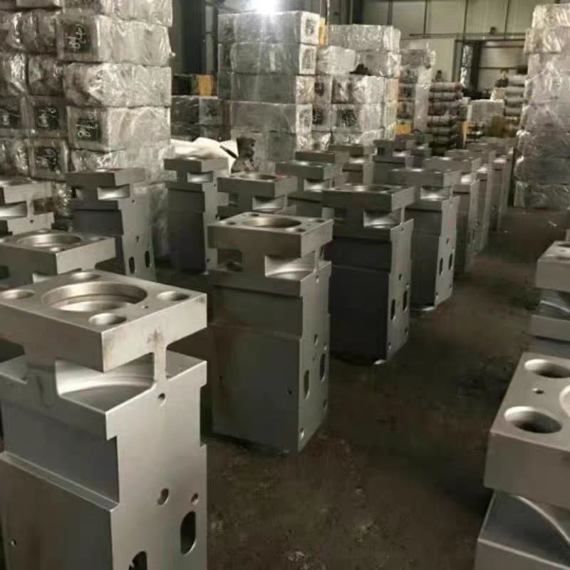 破碎锤下缸体 SB131 42CrMo合金钢 高强韧抗冲击